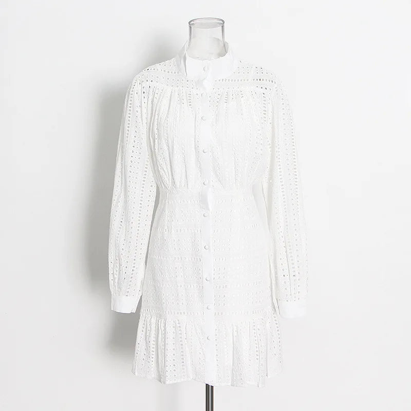 Elegante abito a camicia con collo alla coreana traforato