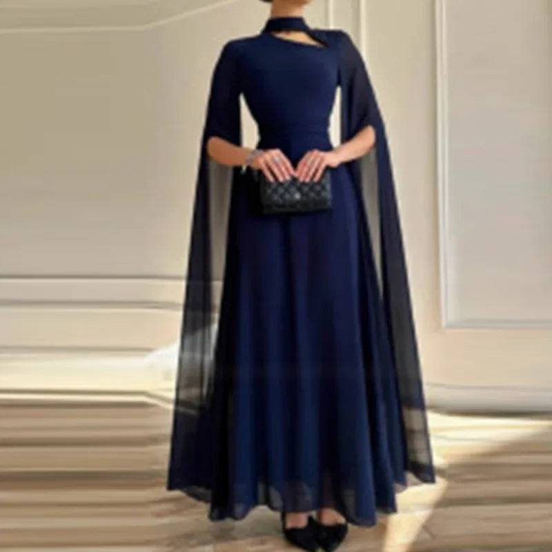 Abito a maniche lunghe sottile ed elegante