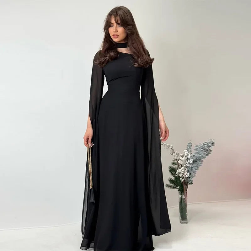 Abito a maniche lunghe sottile ed elegante