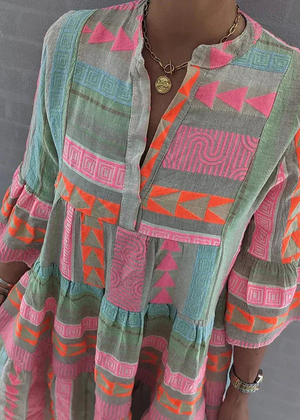 Avaline | Vestito estivo a strati con scollo a V