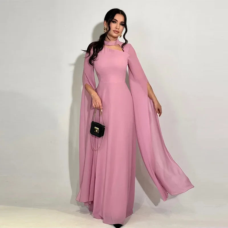 Abito a maniche lunghe sottile ed elegante