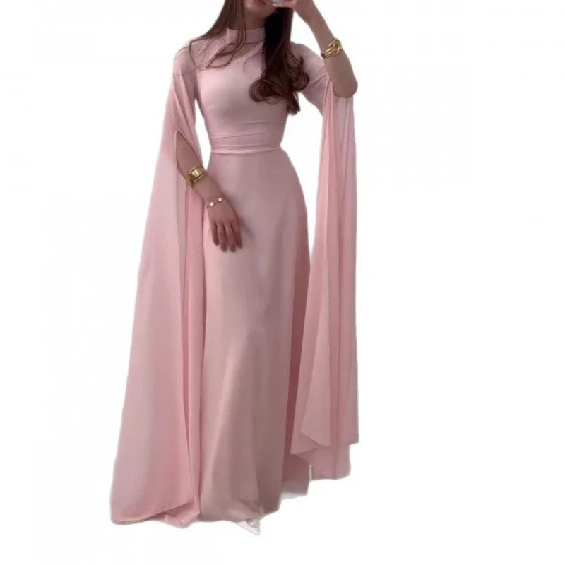 Abito a maniche lunghe sottile ed elegante