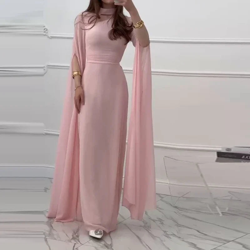 Abito a maniche lunghe sottile ed elegante