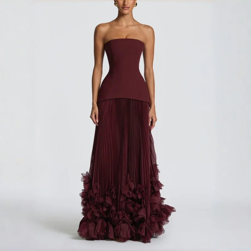 Abito elegante bordeaux plissettato con motivo floreale a gigli