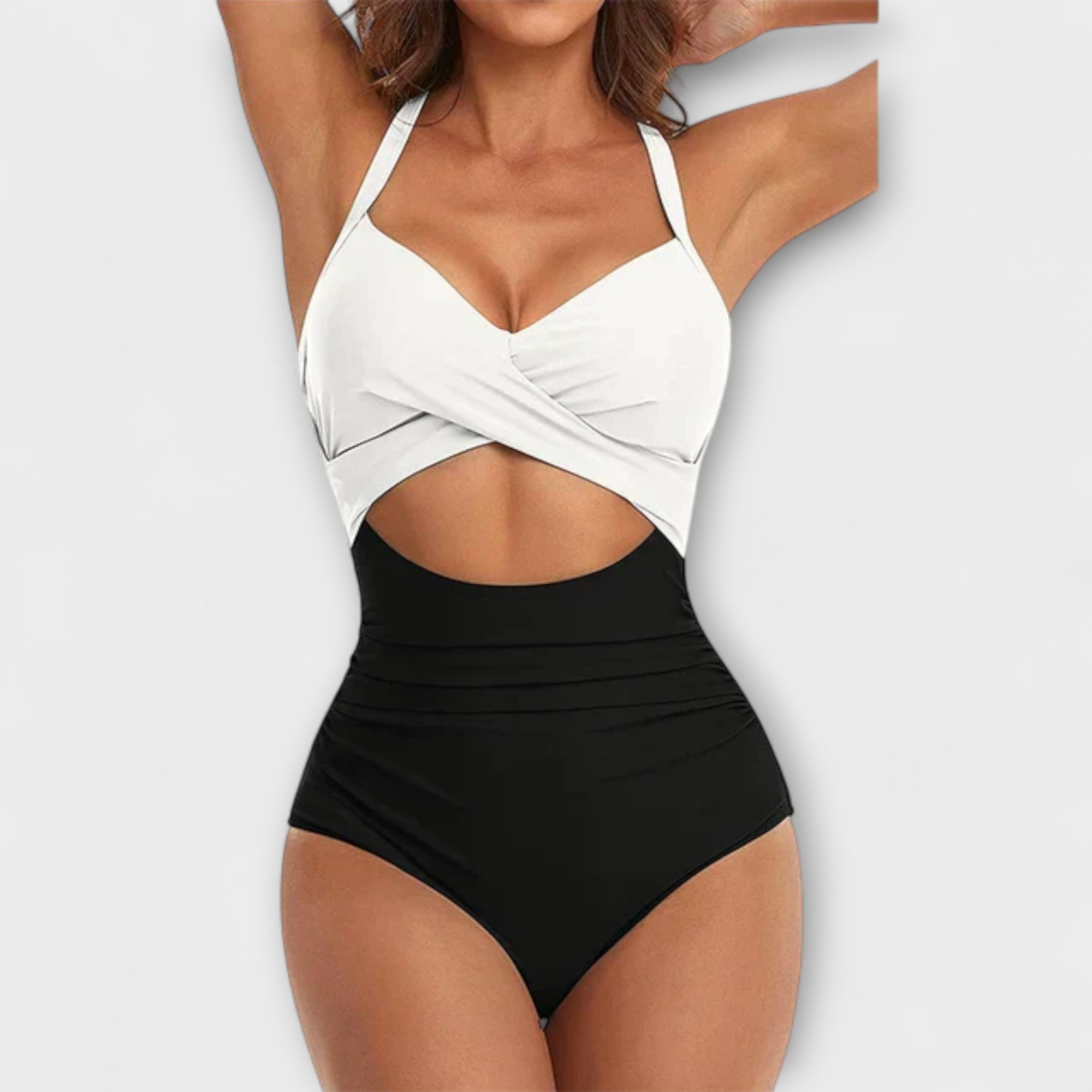 Zenova™ Isla | Utskuren One-Piece
